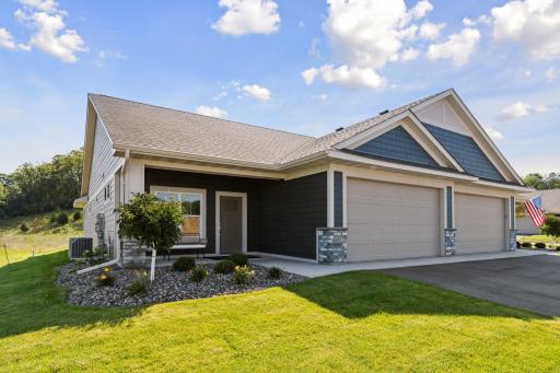 1417 Kenai Place, River Falls, WI 54022