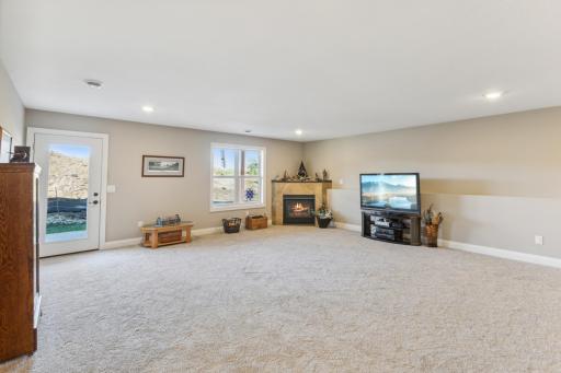 1029 Trebbiano Lane N, Watertown, MN 55388