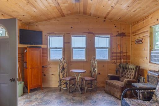 2507 Susans Island, International Falls, MN 56649