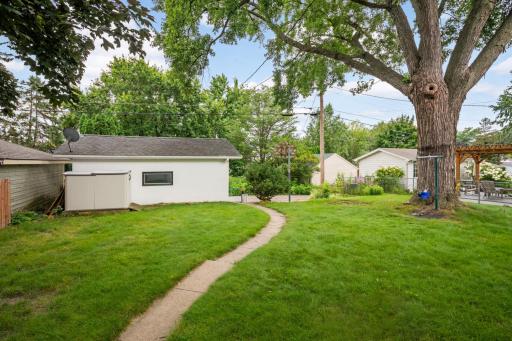 1272 Hartford Avenue, Saint Paul, MN 55116