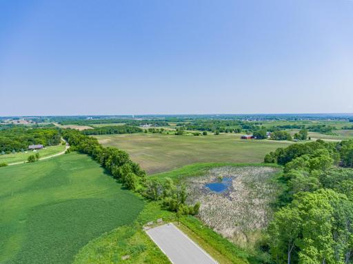 12120 Jonathan Carver Parkway, Chaska, MN 55318