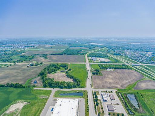 12120 Jonathan Carver Parkway, Chaska, MN 55318