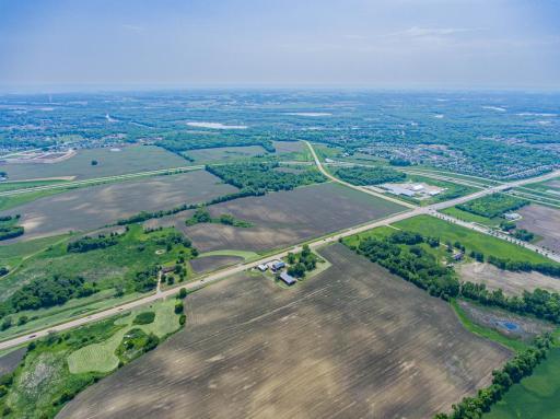 12120 Jonathan Carver Parkway, Chaska, MN 55318