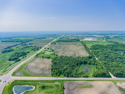 12120 Jonathan Carver Parkway, Chaska, MN 55318