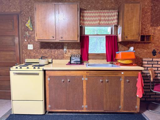19288 328th Avenue, Isle, MN 56342