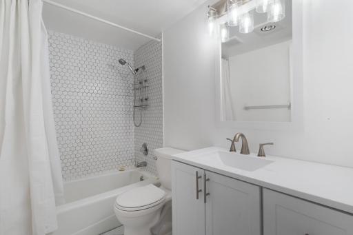 918 Green Street, Hudson, WI 54016