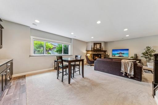 641 Callahan Place, Mendota Heights, MN 55118