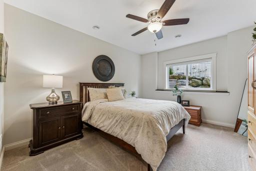 641 Callahan Place, Mendota Heights, MN 55118