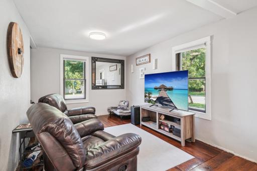 1715 10th Street E, Glencoe, MN 55336