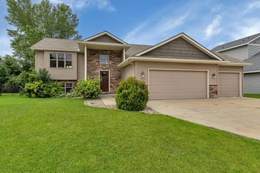 617 Knights Court, Sartell, MN 56377