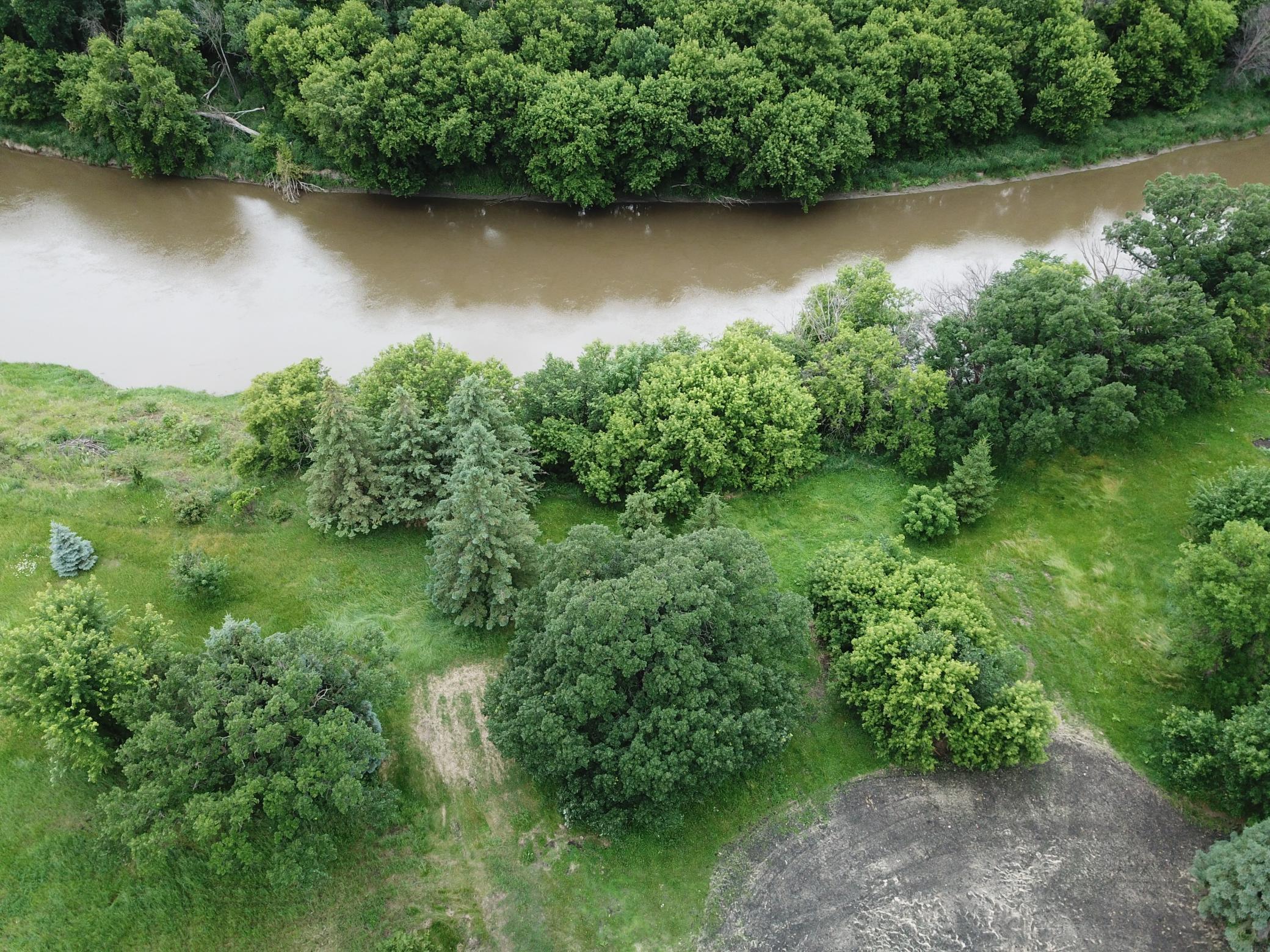 There are two parcels 5.0 acres and 5.14 acres