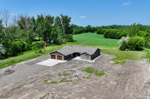 1722 41st Avenue NE, Willmar, MN 56201