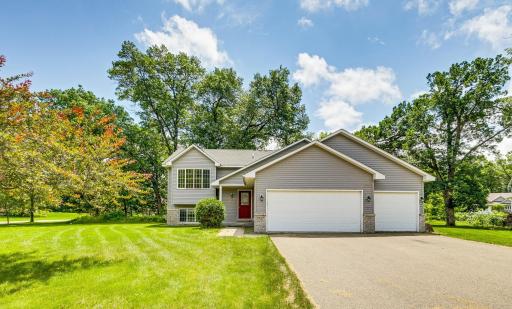 Beautifully updated home, located on a large private lot that's on a cul de sac!