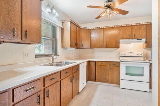 1200 18th Avenue NW, 132, Austin, MN 55912