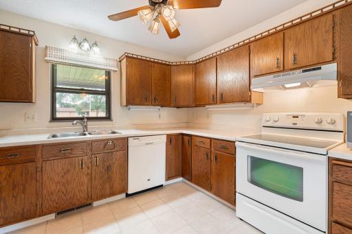 1200 18th Avenue NW, 132, Austin, MN 55912