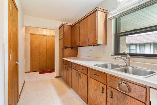 1200 18th Avenue NW, 132, Austin, MN 55912