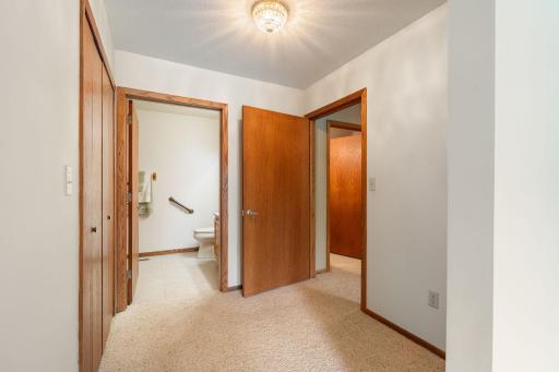 1200 18th Avenue NW, 132, Austin, MN 55912