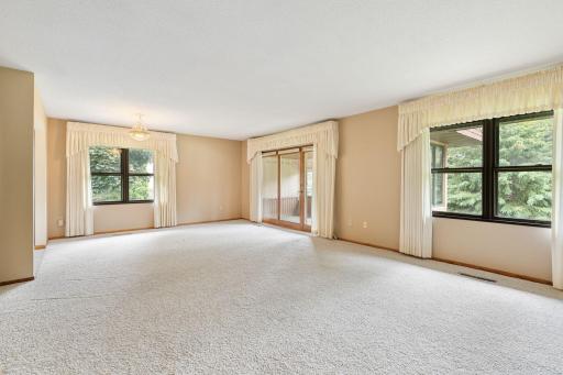1200 18th Avenue NW, 132, Austin, MN 55912