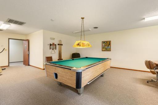 1200 18th Avenue NW, 132, Austin, MN 55912