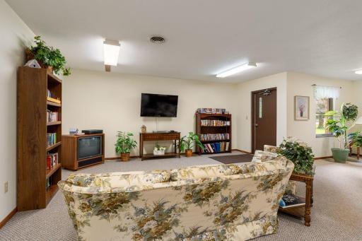 1200 18th Avenue NW, 132, Austin, MN 55912