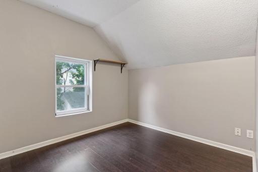 118 14th Avenue Northeast - Upper level bedroom #2