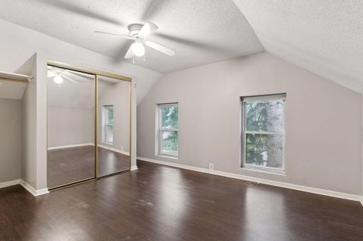 118 14th Avenue Northeast - Upper level bedroom #1