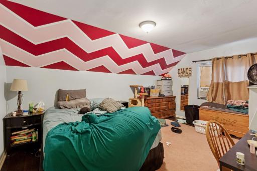 120 14th Avenue Northeast - Oversized upper level bedroom
