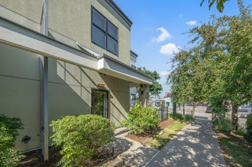 2828 Aldrich Avenue S, 101, Minneapolis, MN 55408