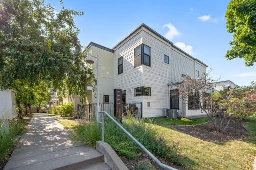 2828 Aldrich Avenue S, 101, Minneapolis, MN 55408