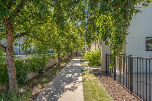 2828 Aldrich Avenue S, 101, Minneapolis, MN 55408
