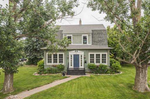 320 Willow Street E, Detroit Lakes, MN 56501