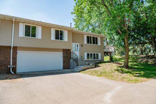 4699 Ridge Cliff Drive, Eagan, MN 55122