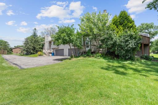 14377 Chestnut Drive, Eden Prairie, MN 55347