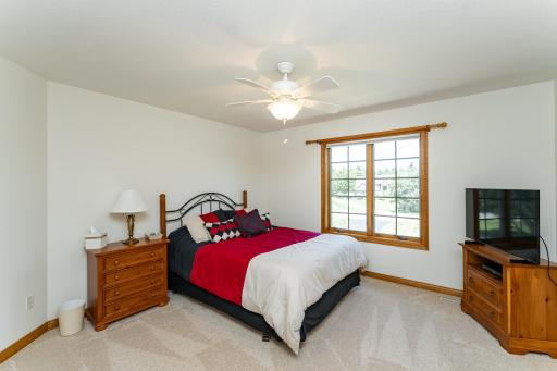 160 River Bluff Place NW, Rochester, MN 55901