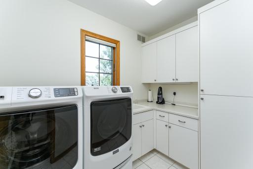 160 River Bluff Place NW, Rochester, MN 55901