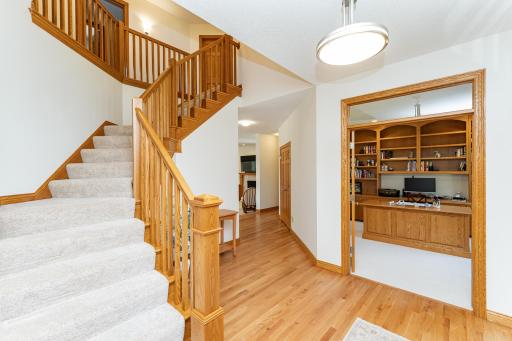 160 River Bluff Place NW, Rochester, MN 55901