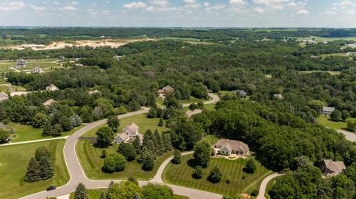 160 River Bluff Place NW, Rochester, MN 55901