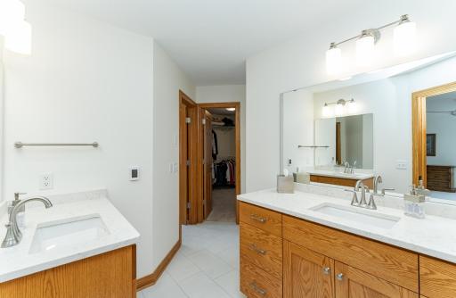 160 River Bluff Place NW, Rochester, MN 55901