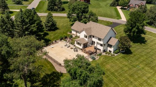 160 River Bluff Place NW, Rochester, MN 55901
