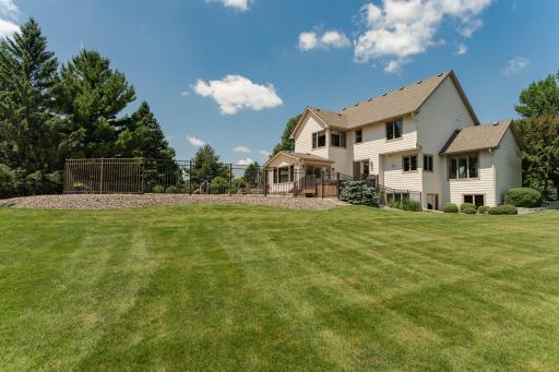 160 River Bluff Place NW, Rochester, MN 55901
