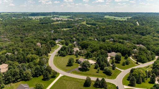 160 River Bluff Place NW, Rochester, MN 55901