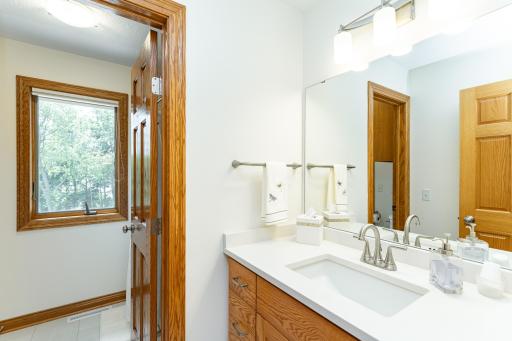 160 River Bluff Place NW, Rochester, MN 55901