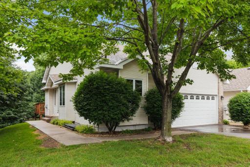 3406 Eagan Oaks Court, Saint Paul, MN 55123