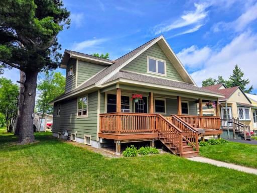 825 NE 2nd Avenue, Grand Rapids, MN 55744