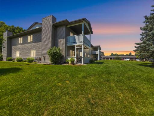 3175 Village Trail, 107, Hastings, MN 55033