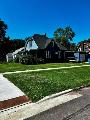 504 3rd Avenue SE, Pipestone, MN 56164