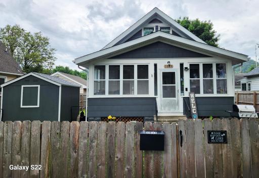 1033 W Mark Street, Winona, MN 55987