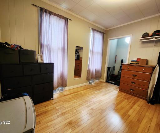 1033 W Mark Street, Winona, MN 55987