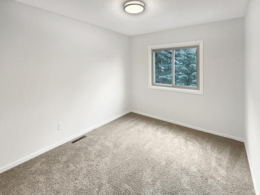 listing_4.jpg