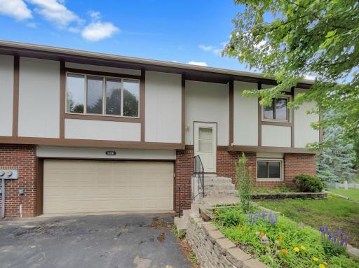 800 125th Lane NE, Minneapolis, MN 55434